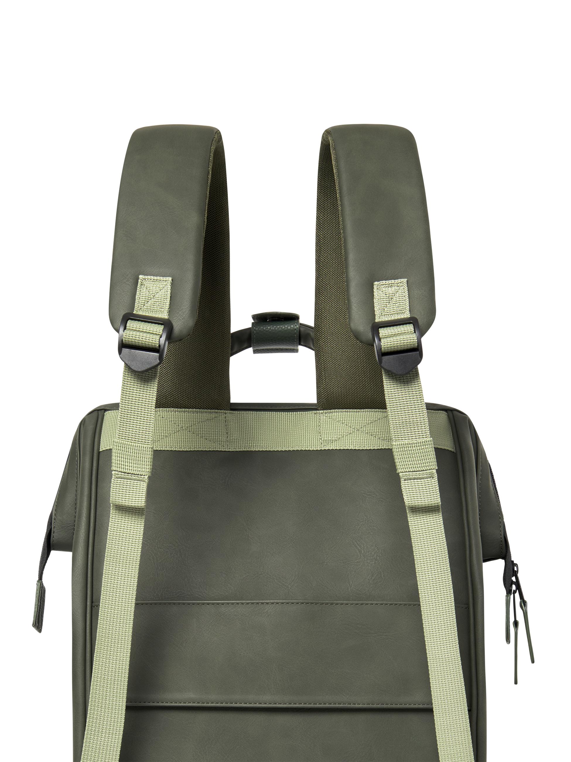 Rucksack aus Kunstleder "Adventurer Large"  Busan Dark Olive