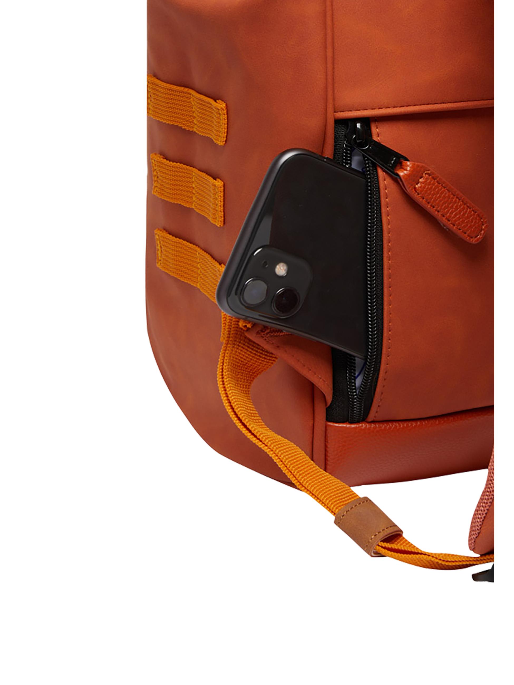 Rucksack aus Kunstleder "Adventurer Medium" Tanta Orange