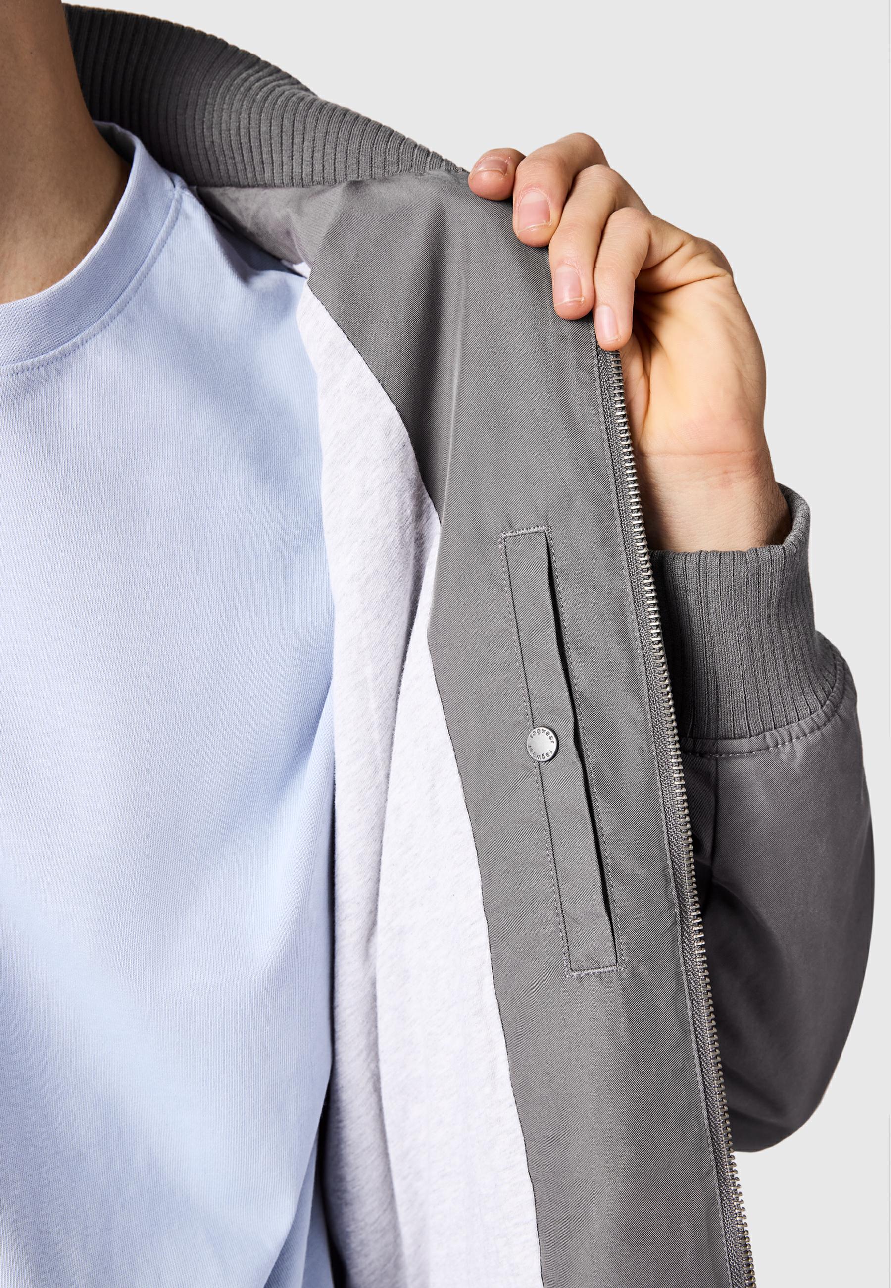 Leichte Übergangsjacke mit verstellbarer Kapuze "Crusien Hood YOUMODO" Stone Grey