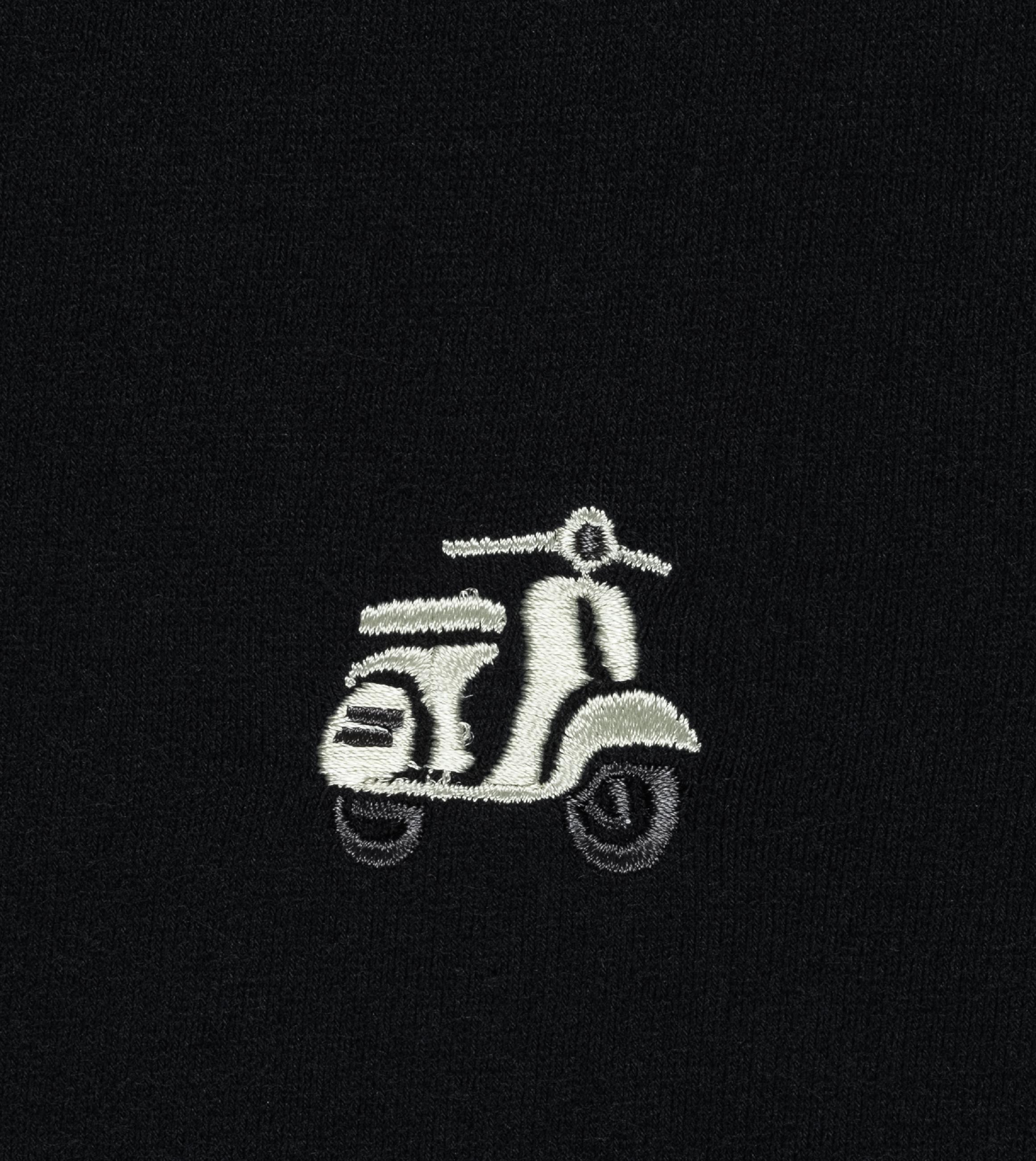 Boxy T-Shirt mit Retro-Roller-Stickerei "Samms F Gots YOUMODO" Black