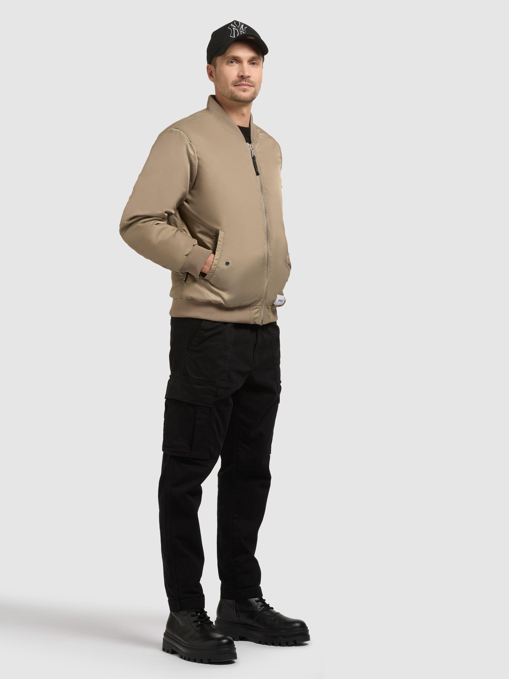 Matt glänzende Bomberjacke "Adon" Bomber Beige