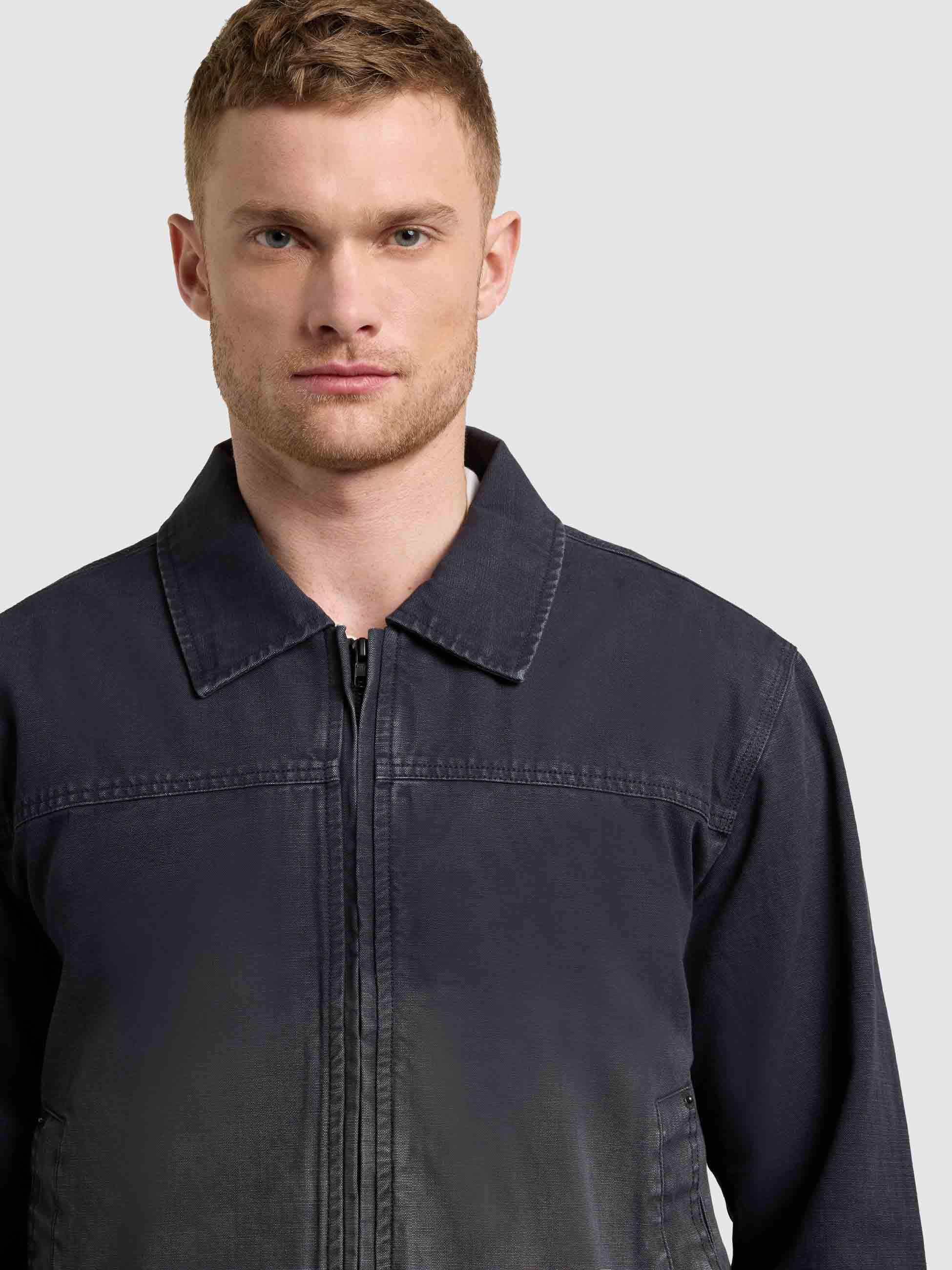 Hemdjacke für den Übergang "Brave" Black