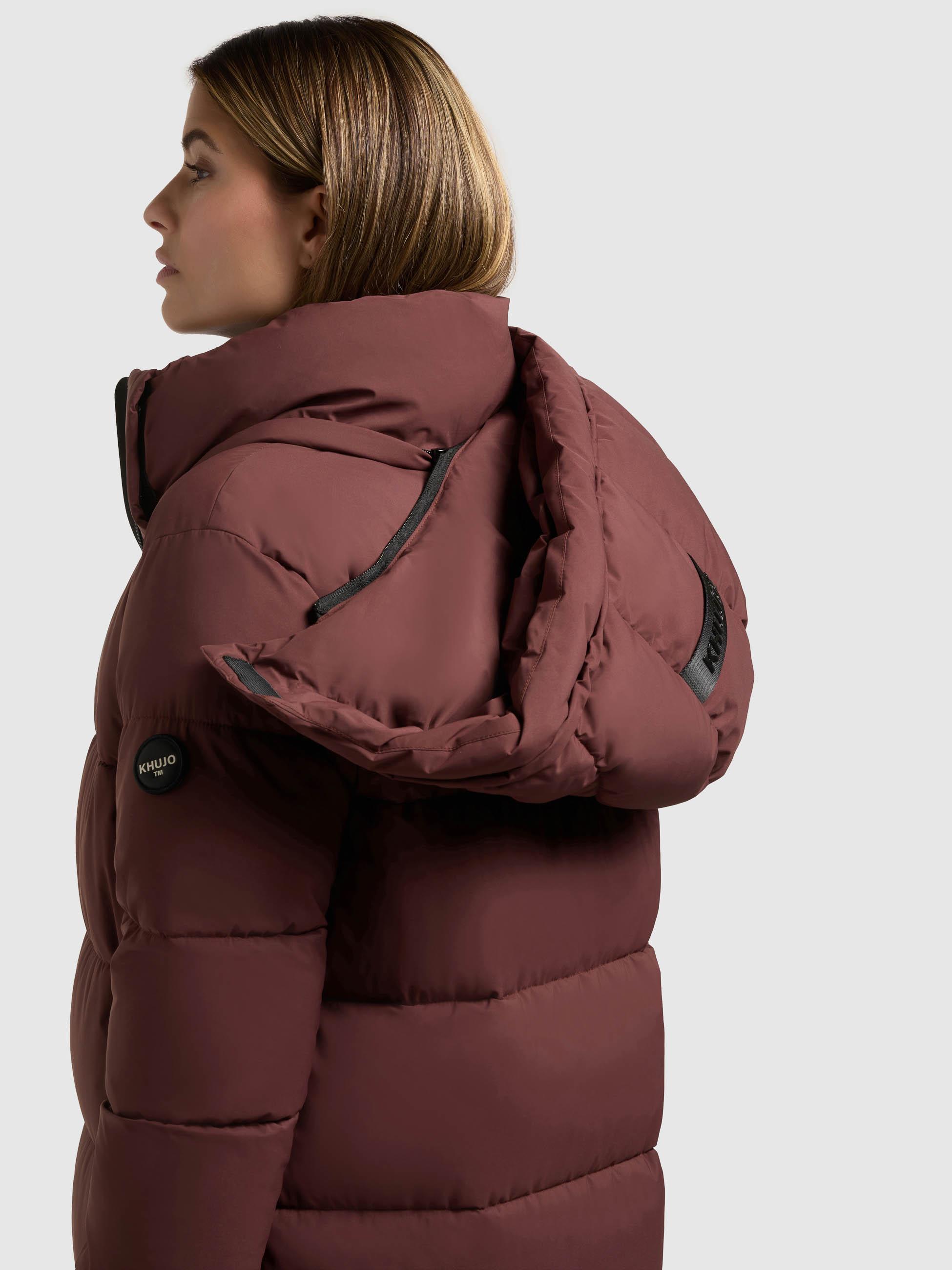 Extralanger Steppmantel mit abnehmbarer Kapuze "Dote2" Moscato Red