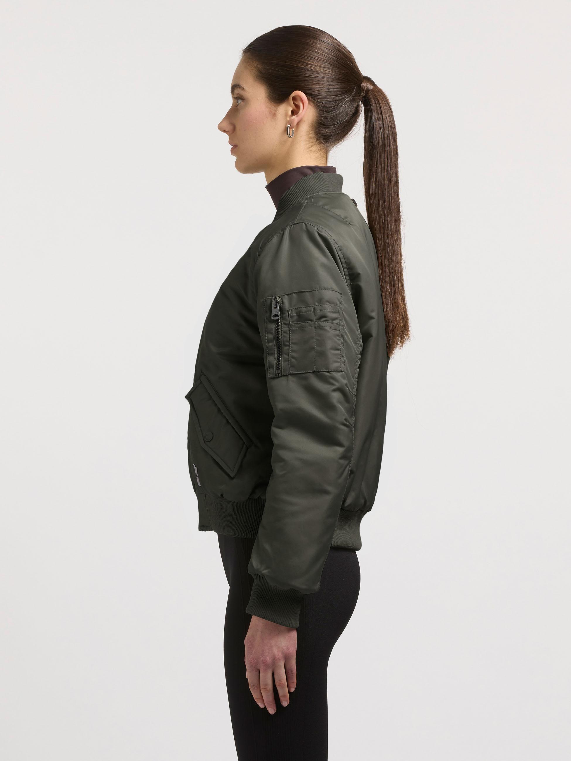 Seidig glänzende Bomberjacke "Kasia" Sage Green
