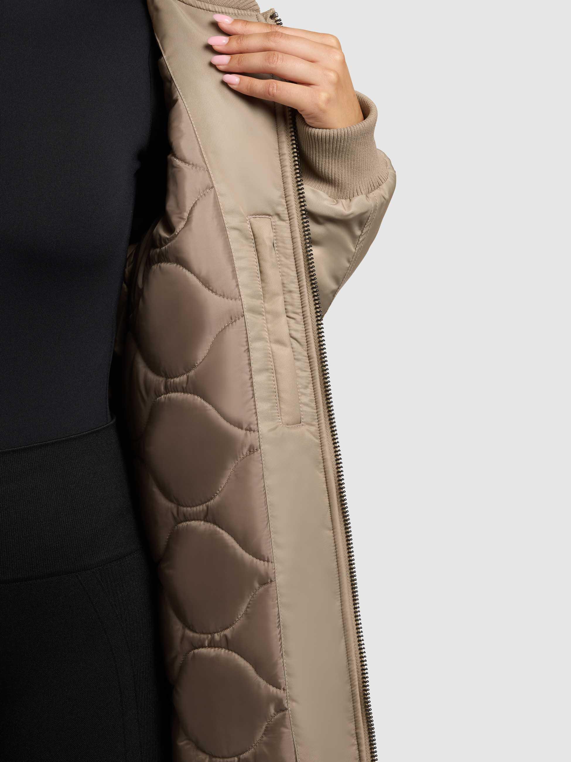Wintermantel im Bomberjacken-Style "Lulu" Bomber Beige