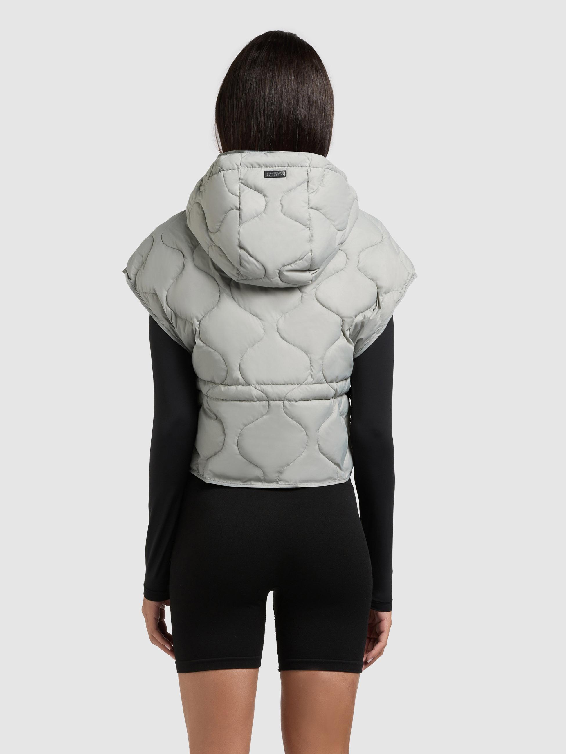 Kurze leicht Steppweste mit Kapuze "Ninga" Cloud Green