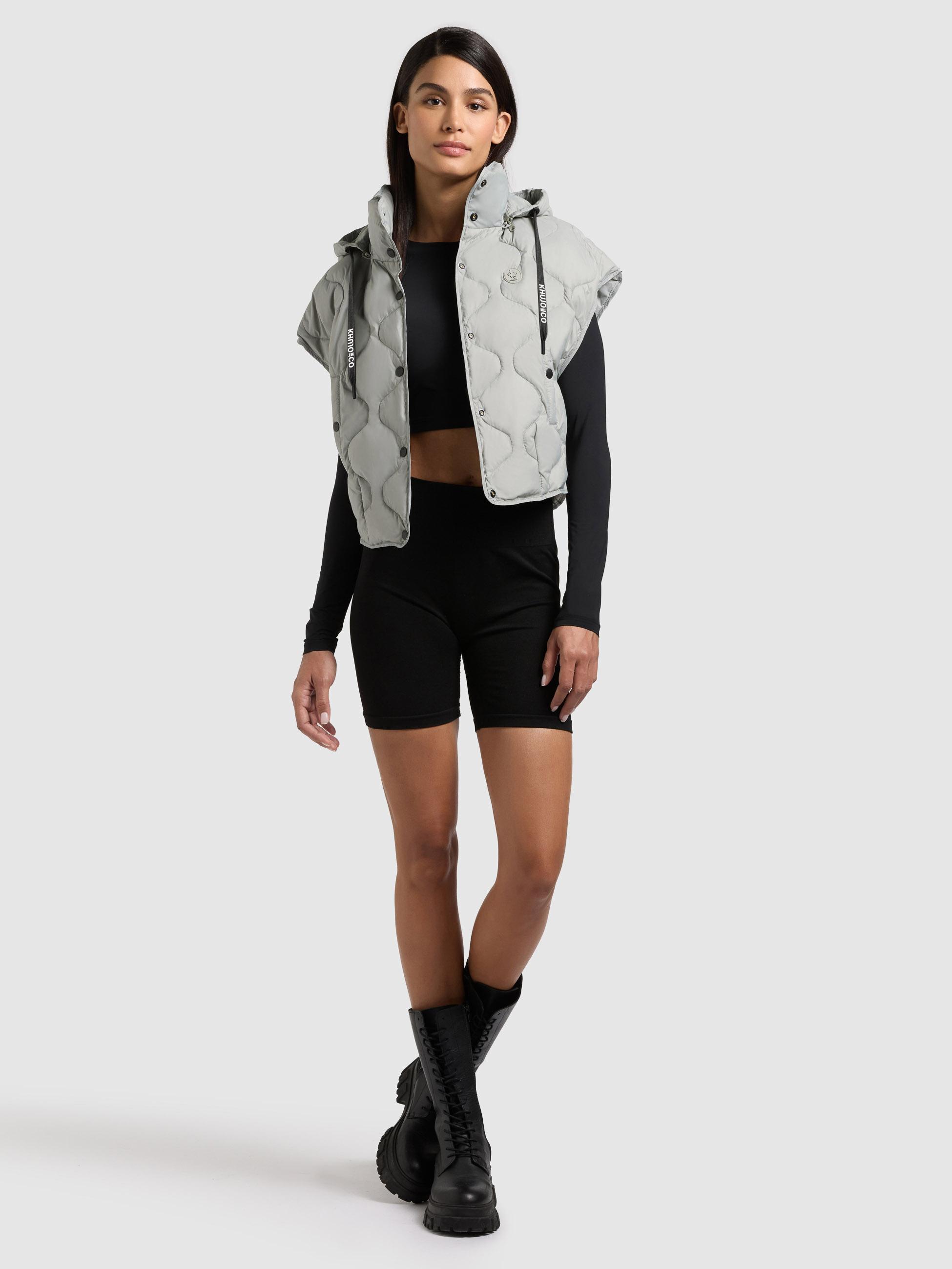 Kurze leicht Steppweste mit Kapuze "Ninga" Cloud Green