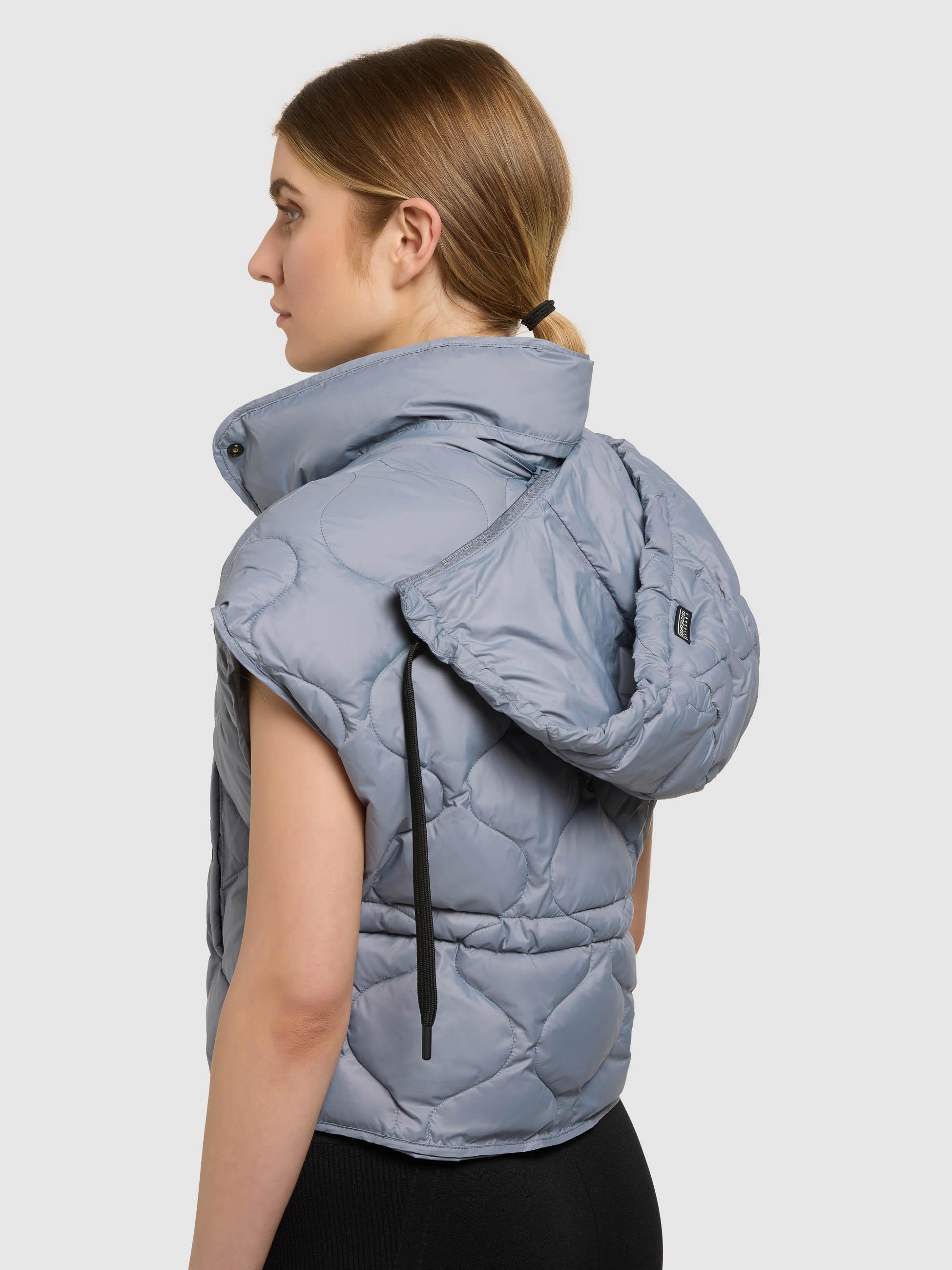 Kurze leicht Steppweste mit Kapuze "Ninga" Misty Blue