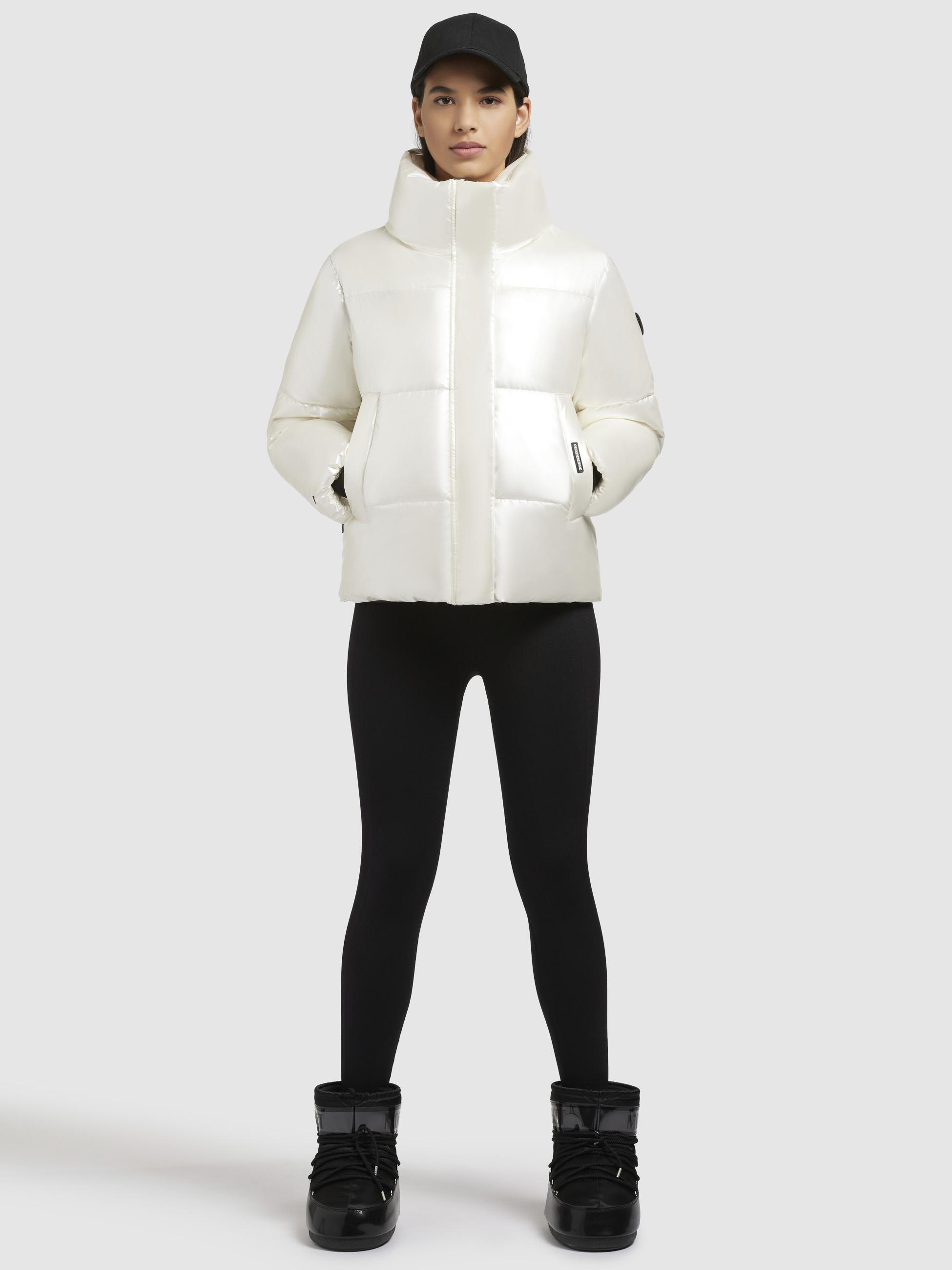 Glänzende Winter Steppjacke "Rinja Shiny" Off White