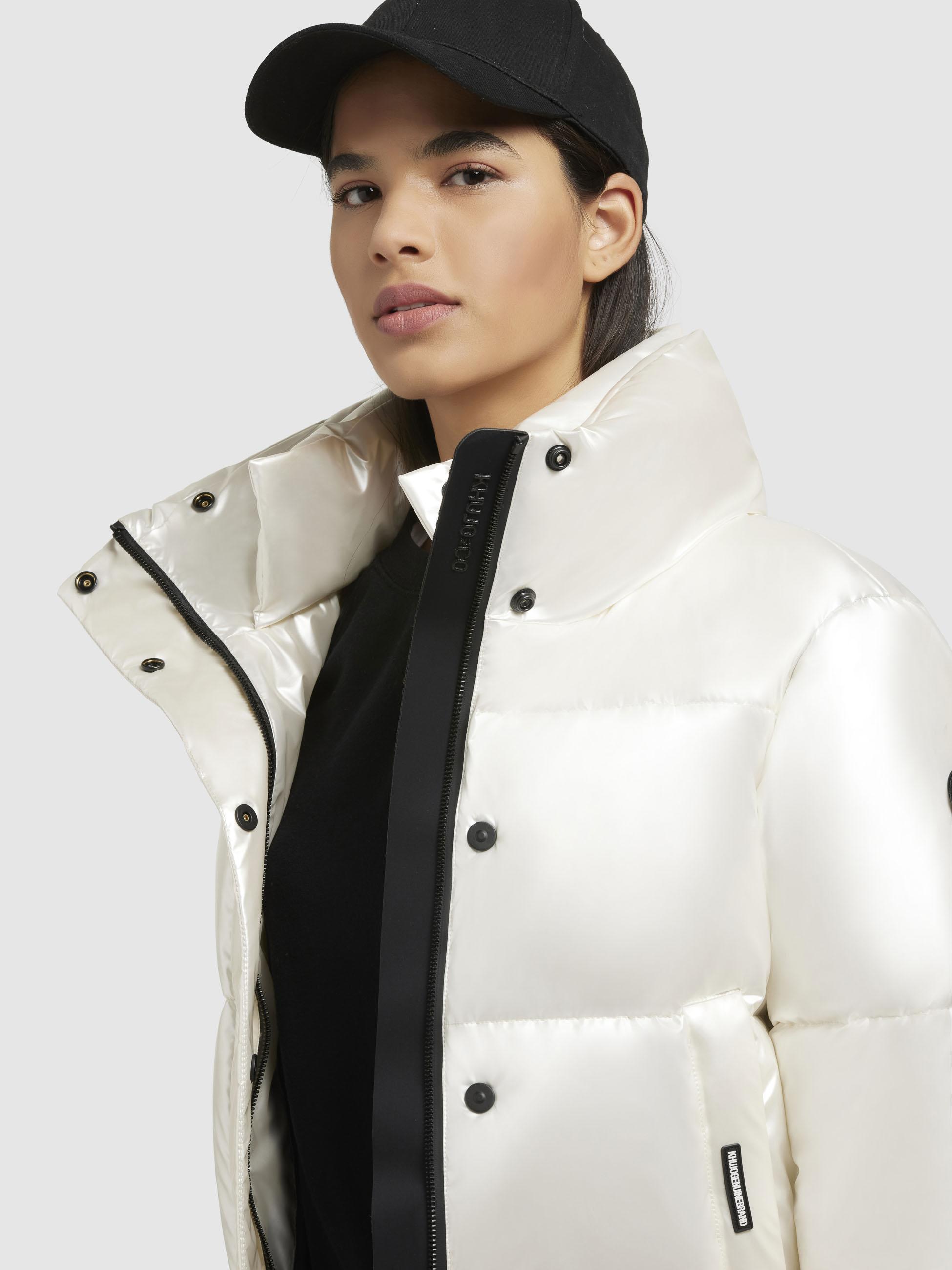 Glänzende Winter Steppjacke "Rinja Shiny" Off White