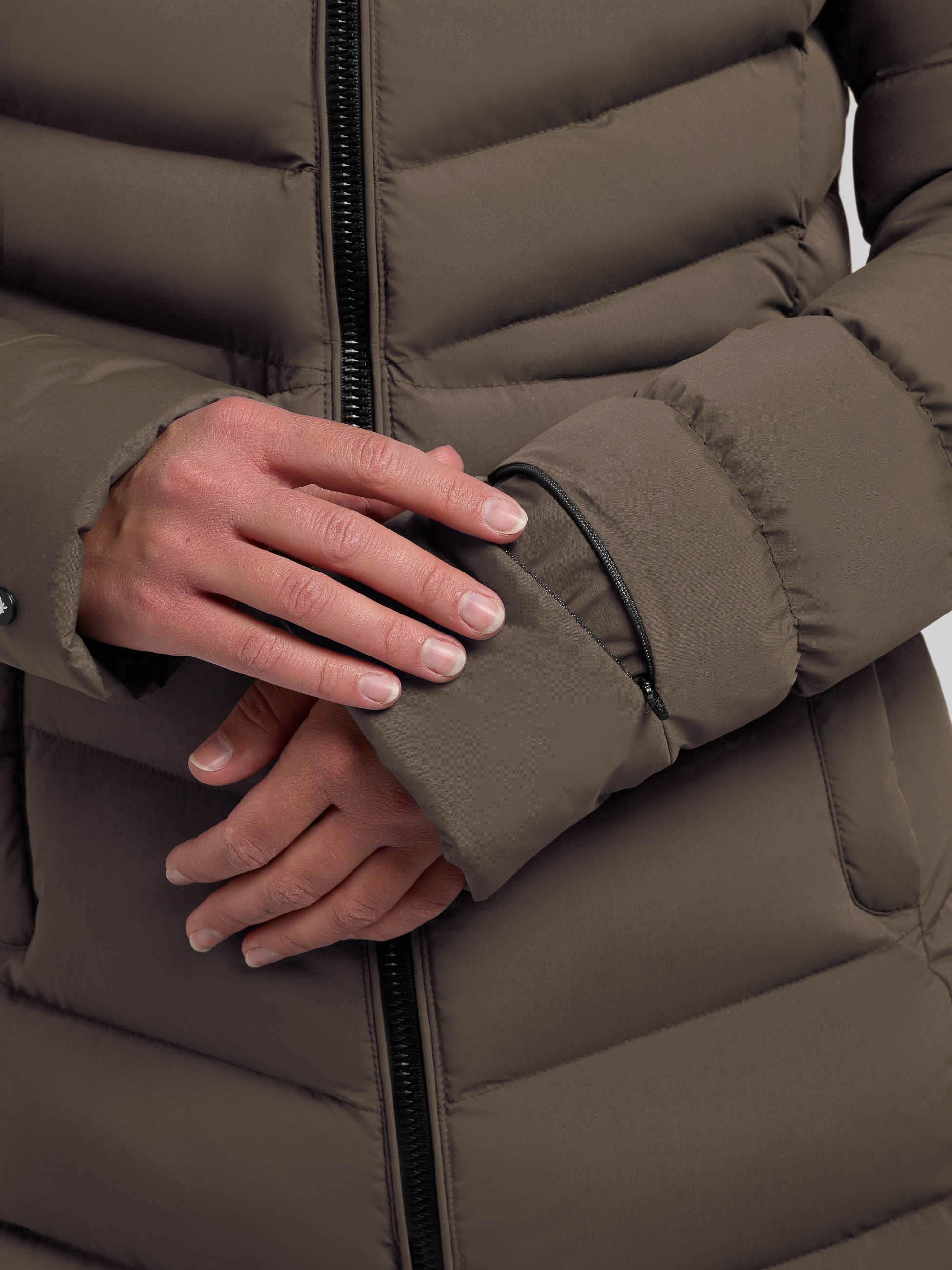 Winter Steppmantel mit großer Kapuze "Tuhani5" Dull Green
