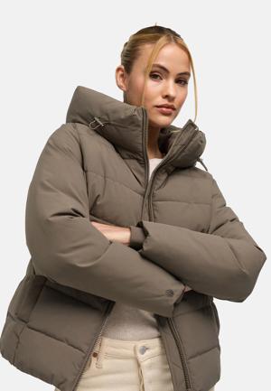 Warme Steppjacke mit verstellbarer Kapuze "Akiliaa 16"